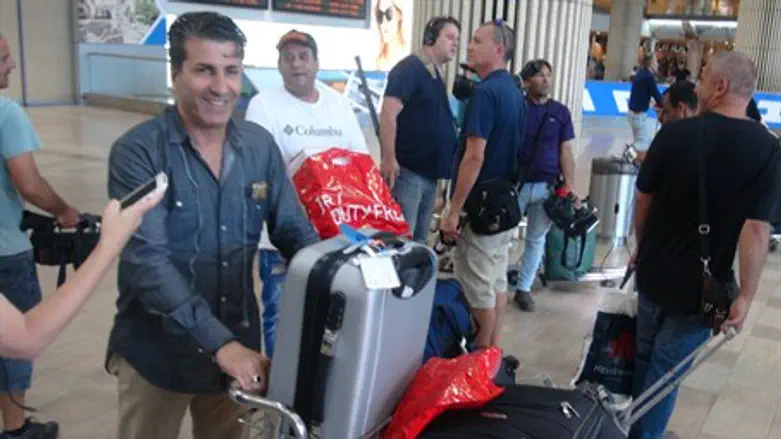 Израильтяне возвращаются домой из Стамбула