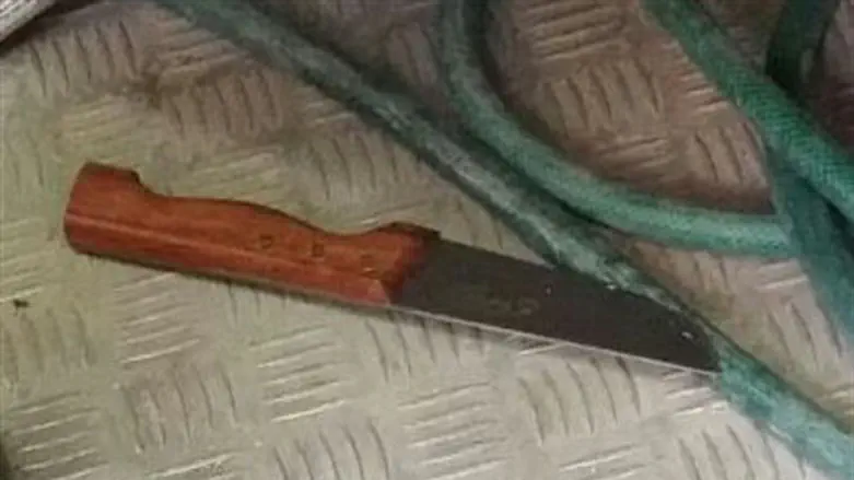 הסכין ששימשה את המחבלת