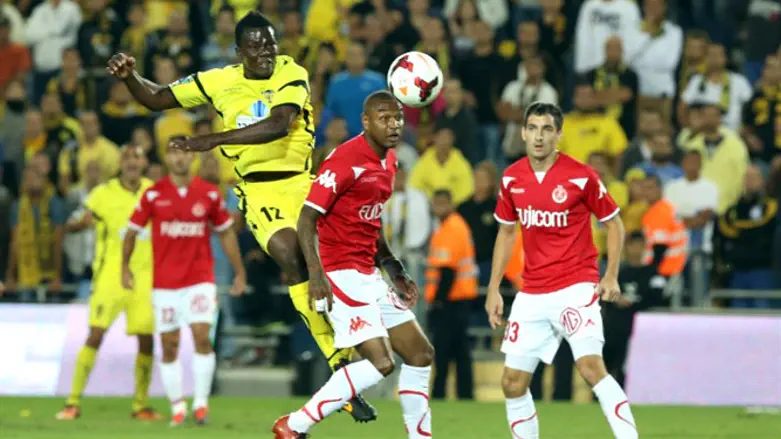 שחקני הפועל תל אביב. הלכה עוד עונה