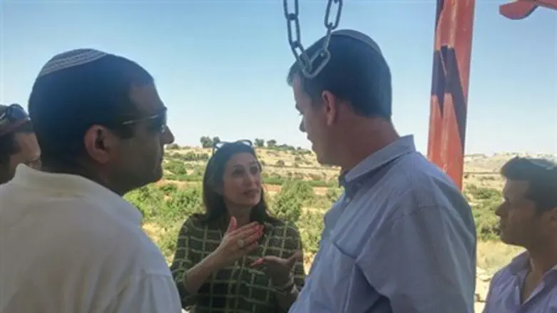 Regev looking at Hill 18