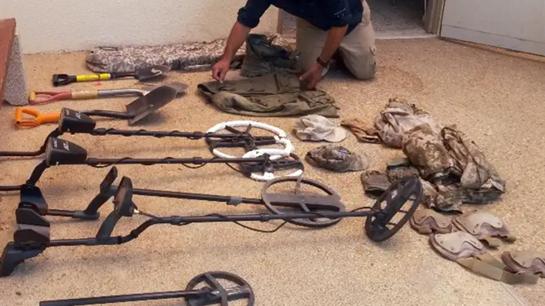 הציוד ששימש את השודדים