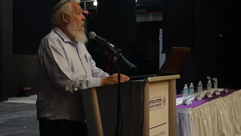 הרב יצחק לוי בכנס