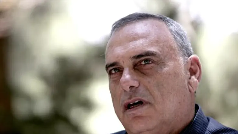 Аврам Грант