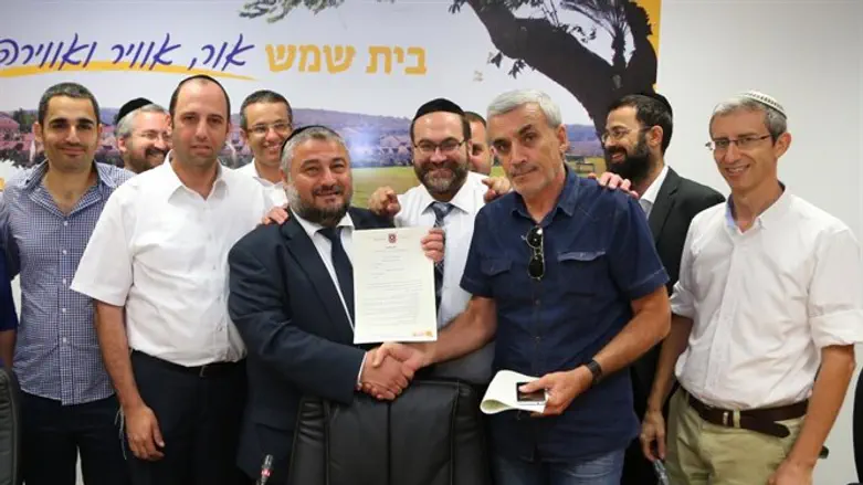 חתימת ההסכם