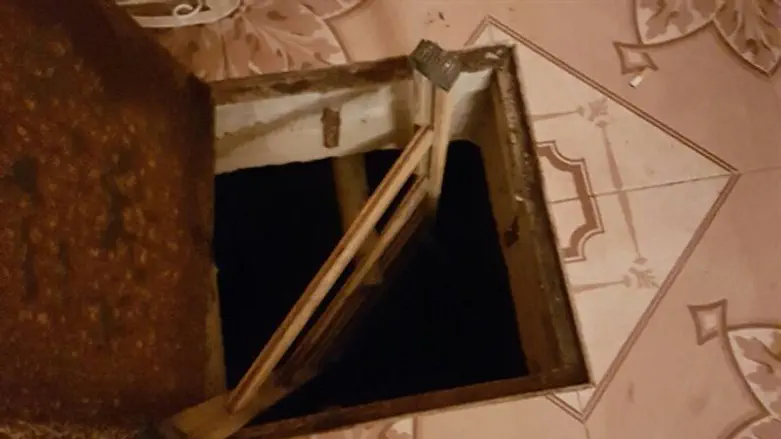 Hidden entrance into weapons cache