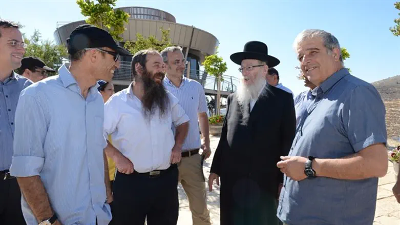 השר יעקב ליצמן בשילה הקדומה
