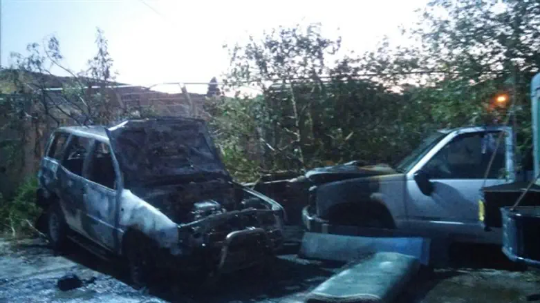 Cars set alight in Yafia