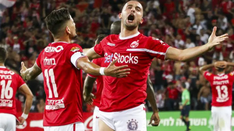 בן שהר. שער ניצחון