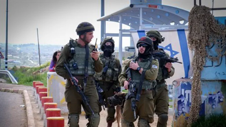 Patrol in Gush Etzion