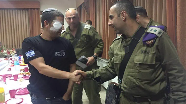 הוקרה למתנדב שנפצע