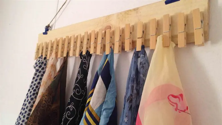 מתלה מטפחות