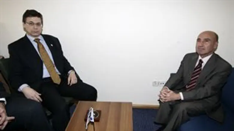 הפגישה עם השגריר הטורקי