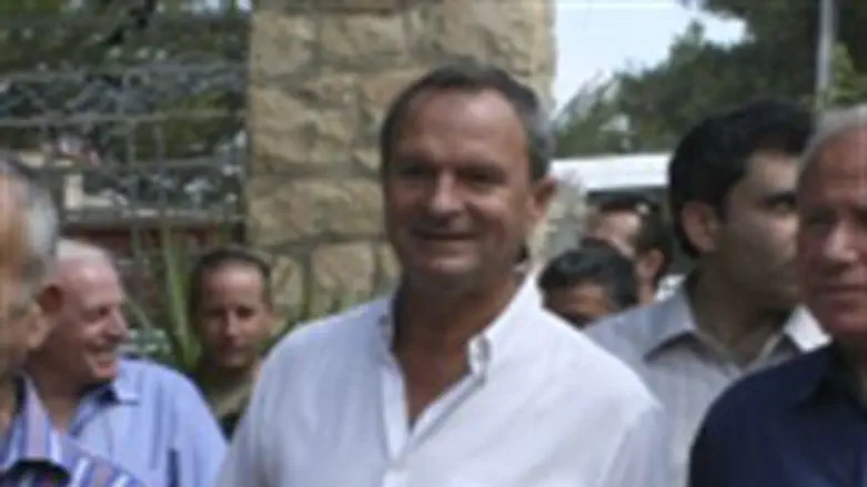 מרוצה ומקווה. ביאלסקי