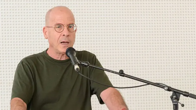 הסופר מאיר שלו, בכנס