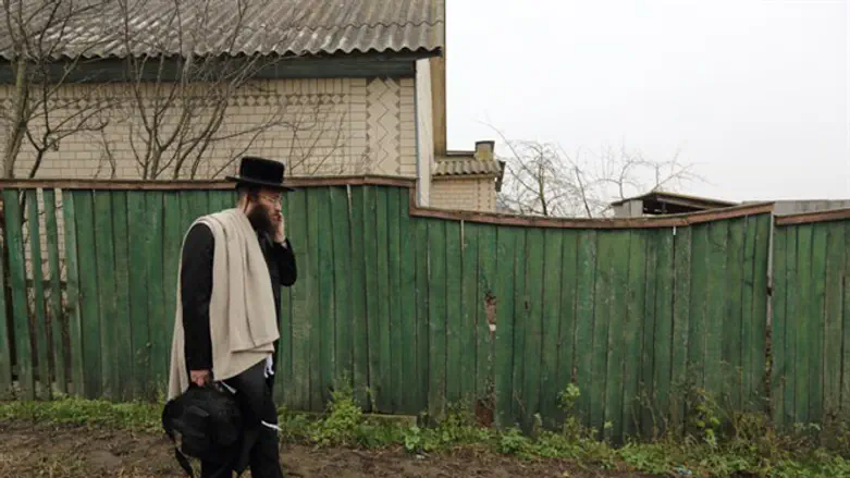Man in chassidic garb - illustrative