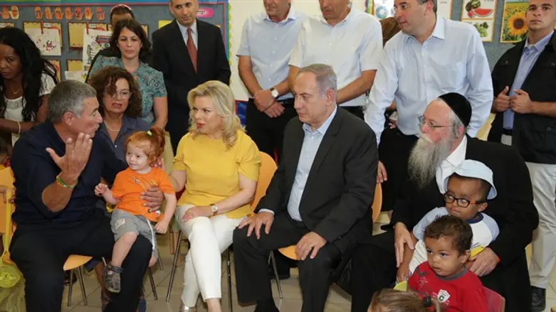 נתניהו ורעייתו בעלה נגב