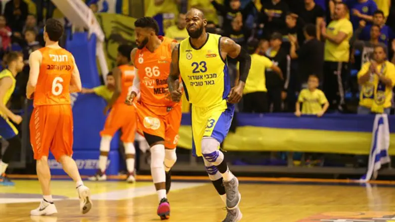 צ'ארלס תומאס. הצטיין באשדוד הערב