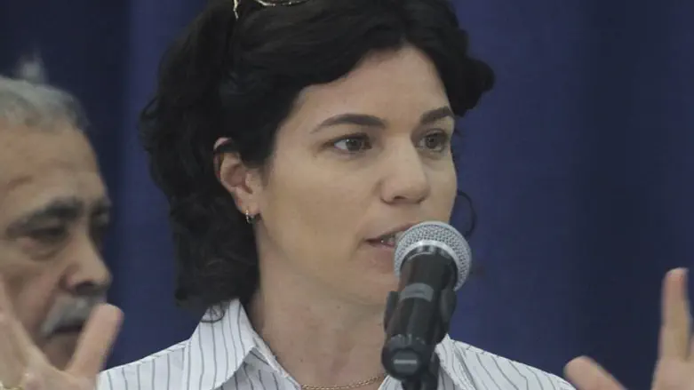 תוקפת. זנדברג