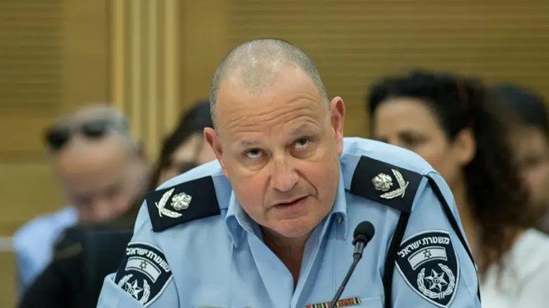 פורש. ניצב ירון בארי