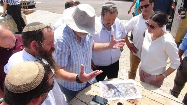 Айелет Шакед