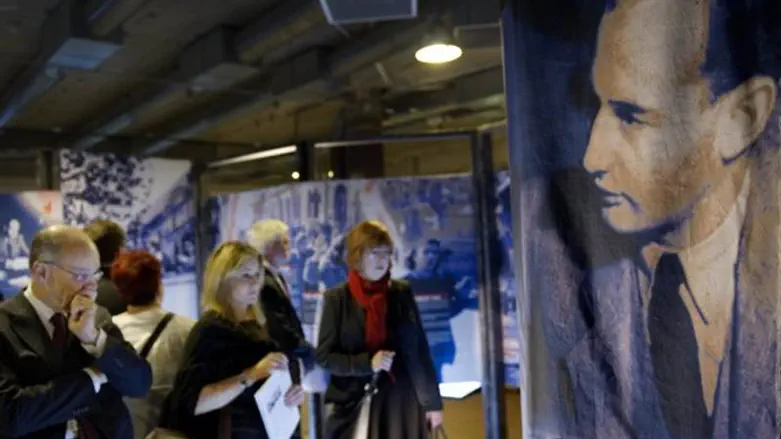 תערוכה לזכרו של וולנברג (ארכיון)