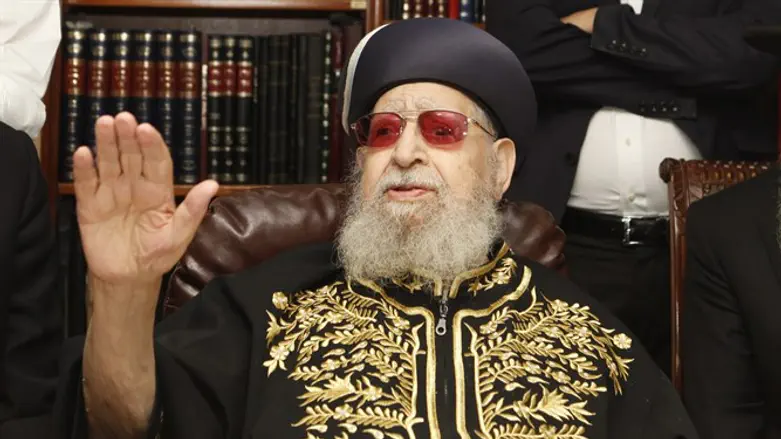 השכונה תיקרא על שמו. הרב עובדיה יוסף