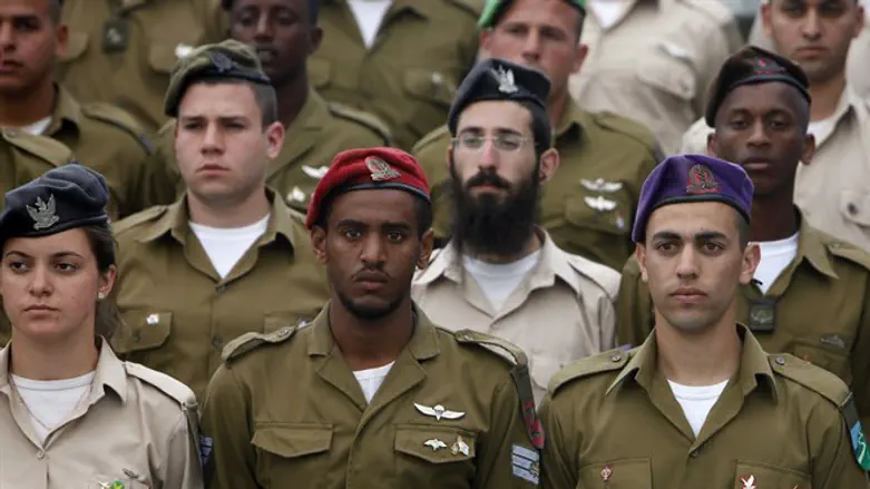 חיילים. ההתנדבות שלהם שונה