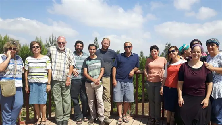 ועד מתיישבי גוש קטיף, במהלך הביקור בעמונה