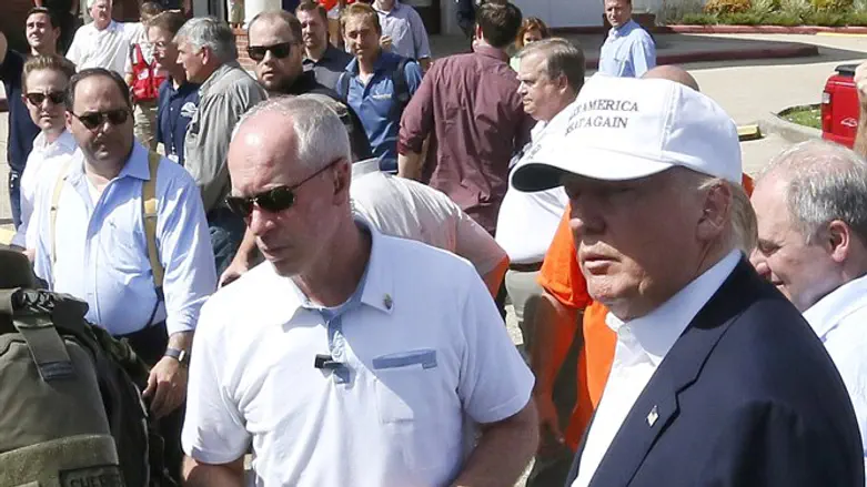 Donald Trump visits Louisiana flood victims at