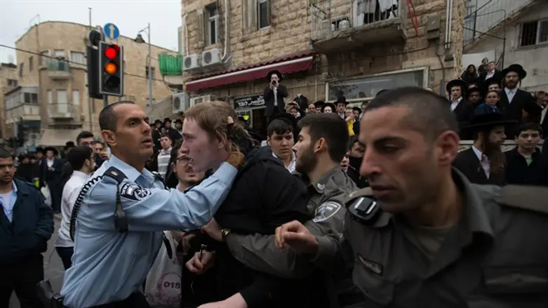 למצולמים אין קשר לידיעה