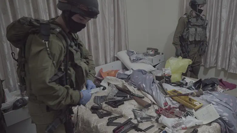 המבצע הלילה