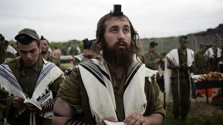 "טוב יעשה הרמטכ"ל אם יבחן שוב את הפקודות בנוגע לזקנים".