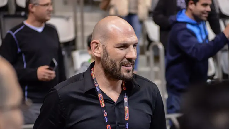 קוז'יקרו. עוזב את חיפה