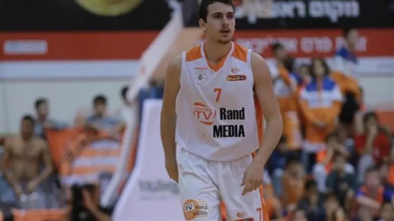 הצטרף לנס ציונה. גולן גוט