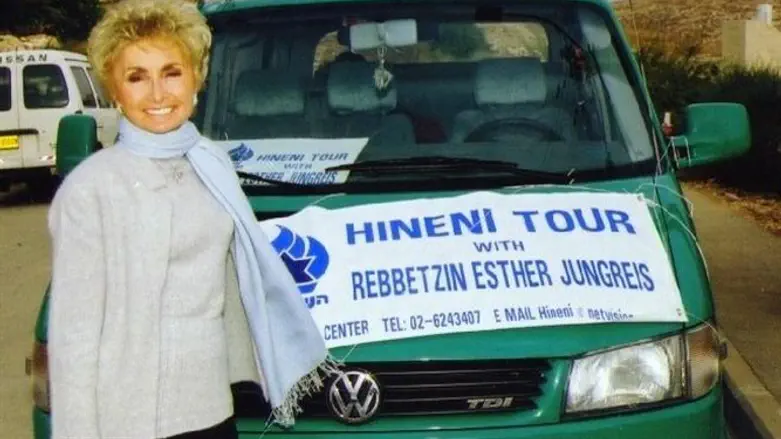 Rebbetzin Esther Jungreis