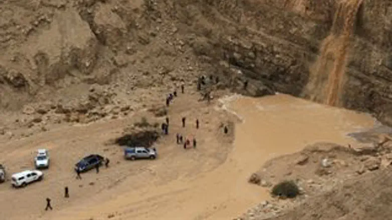 השיטפונות בנחל הערבה