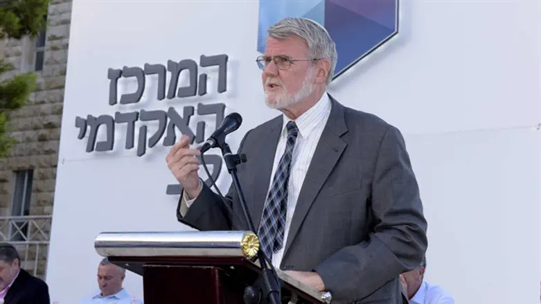 פרופ' סוקניק