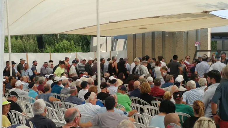 הלווית בן אליעזר