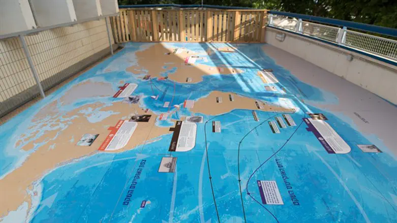 יש גם צוללת. 'סודות הים'