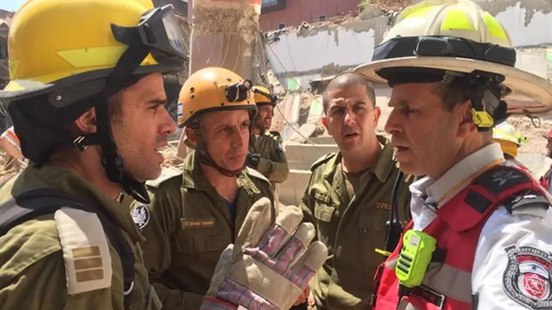 צוותי החילוץ פועלים בשטח