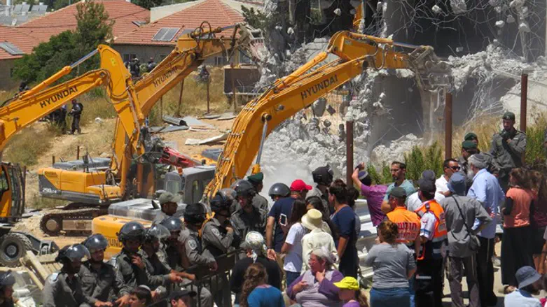 לא לכולם. הרס בתי דריינוף
