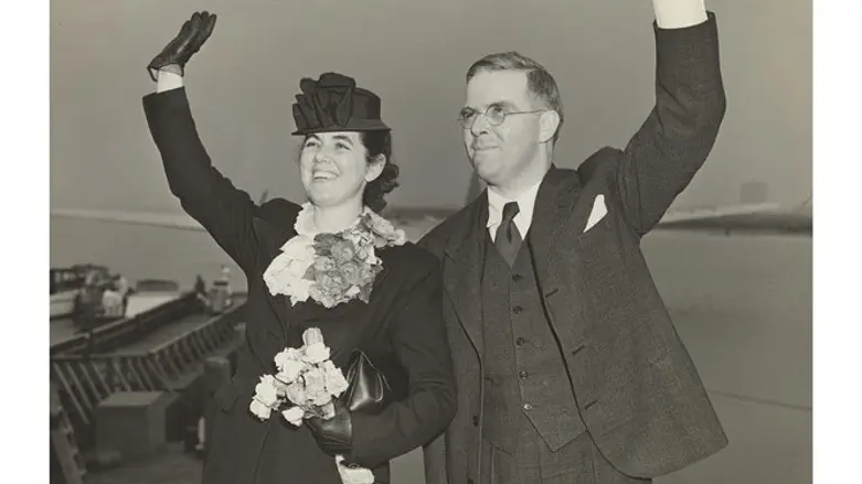 Martha and Watistill Sharp departing New York Harbor for Prague in 1939