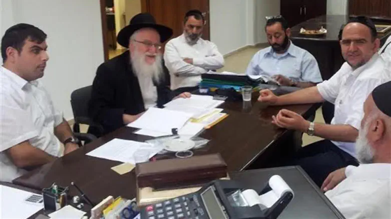 Rabbi Moshe Havlin, Chief Rabbi of Kiryat Gat