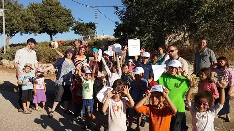 Children in Samaria