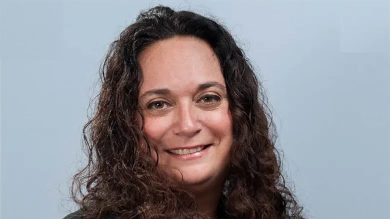 עו"ד דנה בר-נר