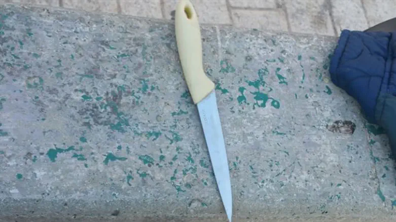 Нож террористки