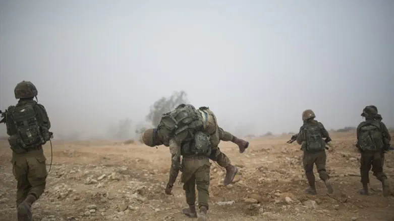 Combat soldiers