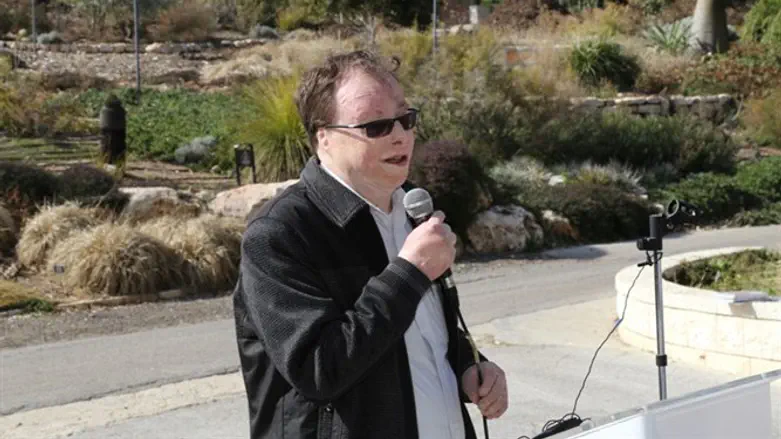 דב קלמנוביץ'