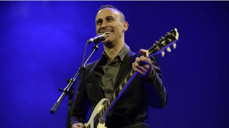 אסף אמדורסקי