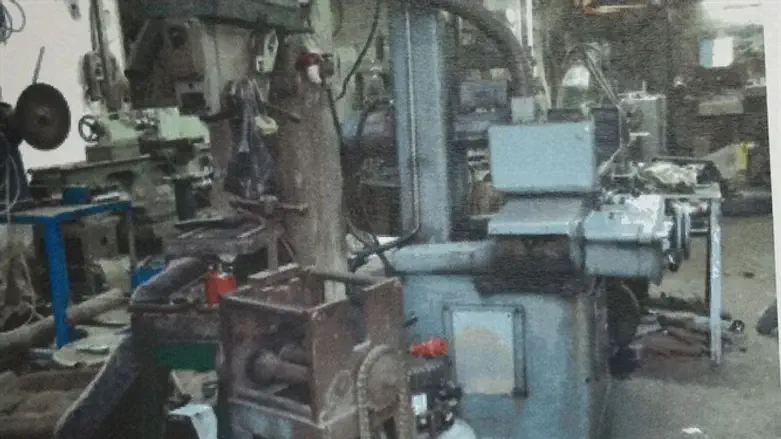 מעבדה לייצור אמל''ח